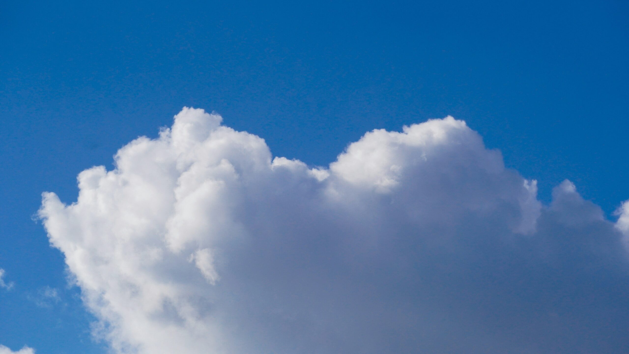 A visual comparison of public vs. community vs. private clouds