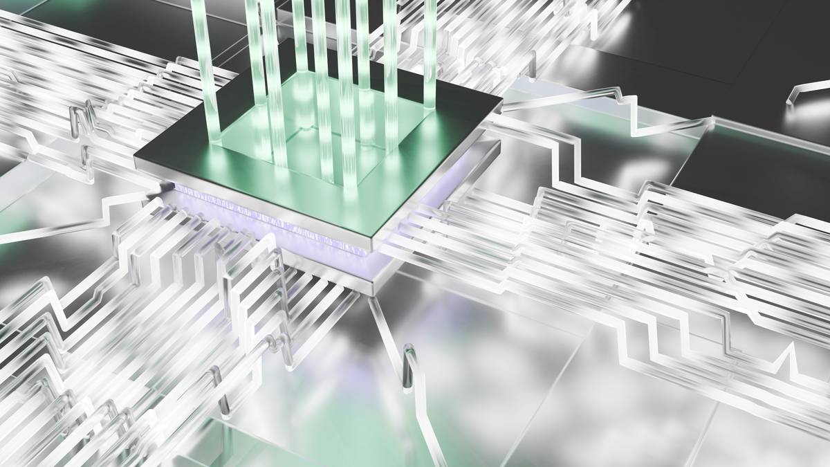 Illustration showing challenges of managing a community cloud