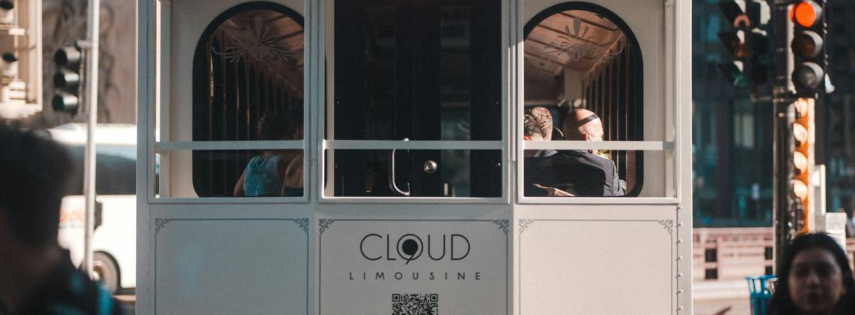 Screenshot highlighting automation functionalities such as task reminders and automated reporting in modern tools.