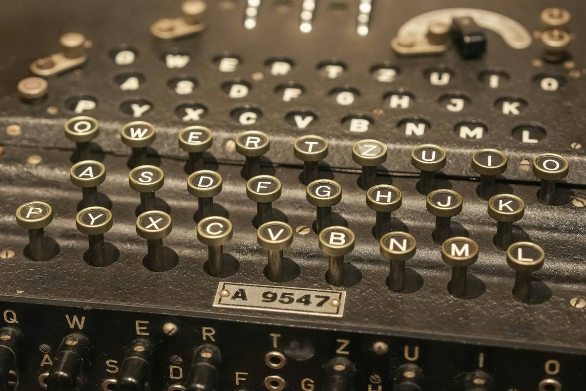 Illustration showing interconnected nodes representing shared community cloud security layers