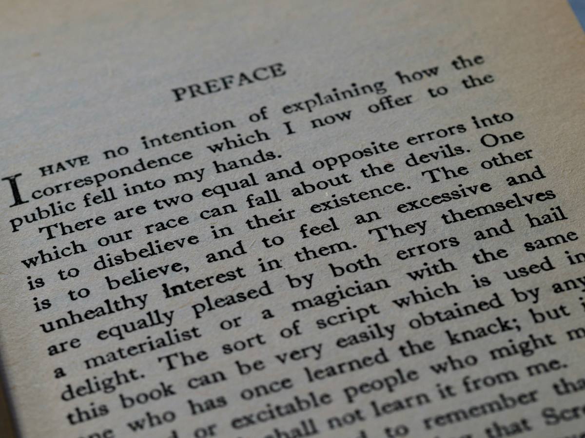 close up, bokeh, macro, blur, blurred background, close focus, lettering, type, print, litho printing, typography, fonts, preface, c.s. lewis, screwtape letters,