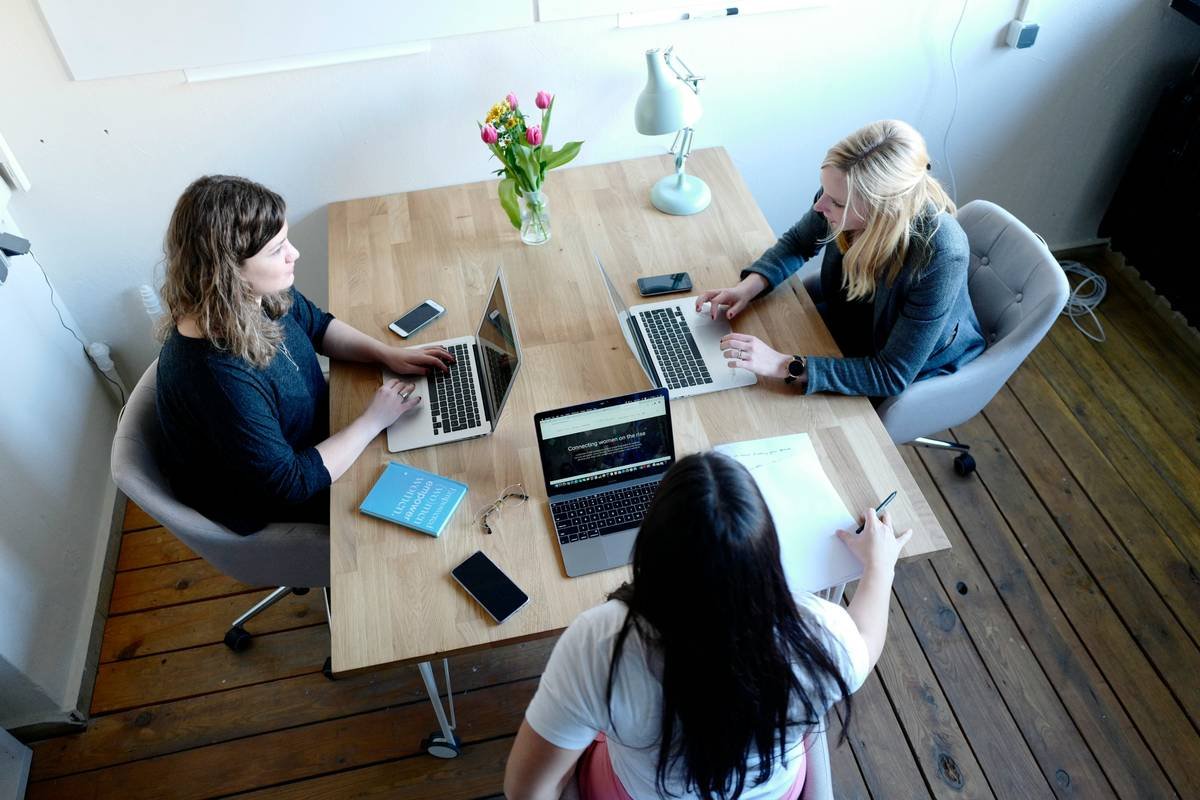 Online Cloud Computing Services: Why Community Cloud Might Be Your Secret Weapon